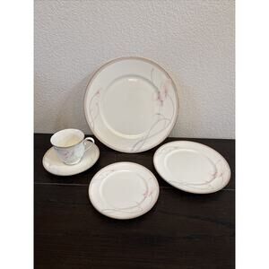 Lenox Georgiana 5 Piece Place Setting Debut Collection